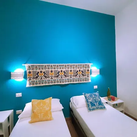 Centro, Vacanze E Dintorni- Blue House Maison d'hôtes